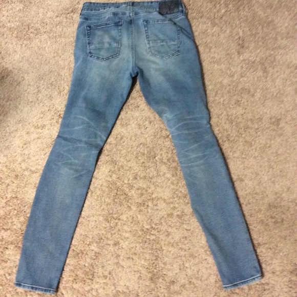 Distressed jeans - Picture 2 of 2